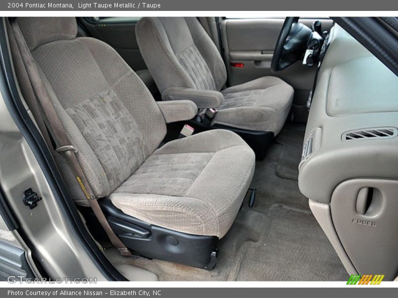 Front Seat of 2004 Montana 