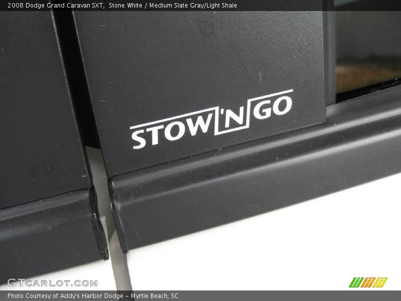 Stone White / Medium Slate Gray/Light Shale 2008 Dodge Grand Caravan SXT