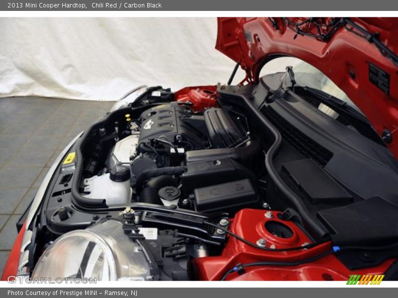Chili Red / Carbon Black 2013 Mini Cooper Hardtop