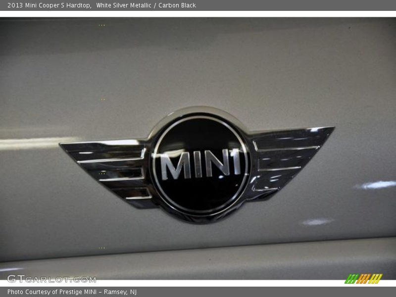 White Silver Metallic / Carbon Black 2013 Mini Cooper S Hardtop
