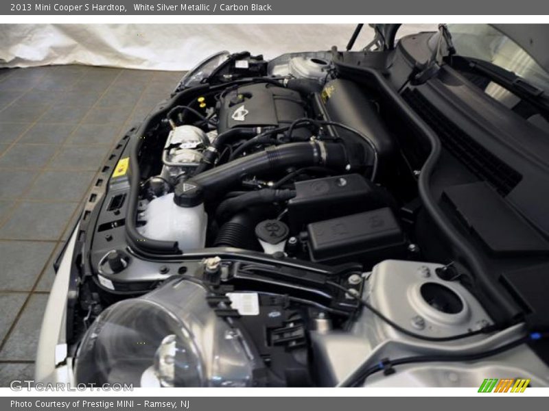 White Silver Metallic / Carbon Black 2013 Mini Cooper S Hardtop
