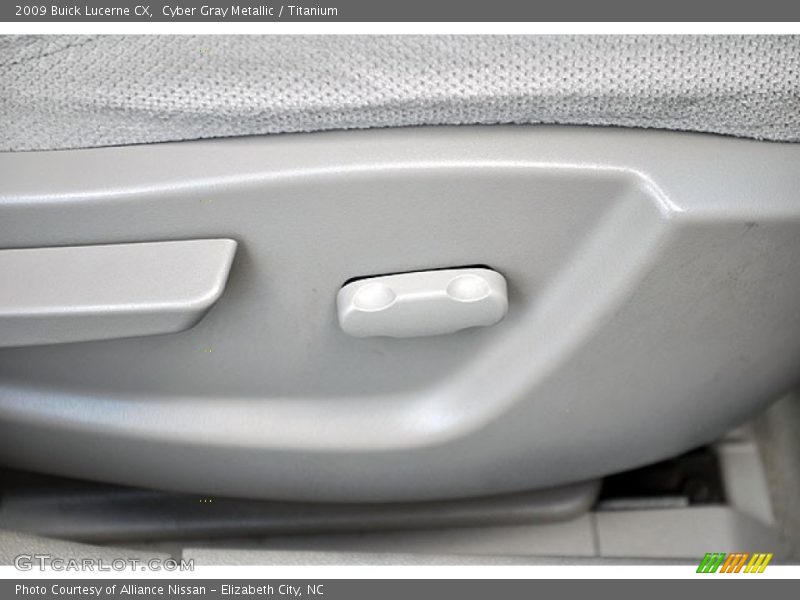 Cyber Gray Metallic / Titanium 2009 Buick Lucerne CX