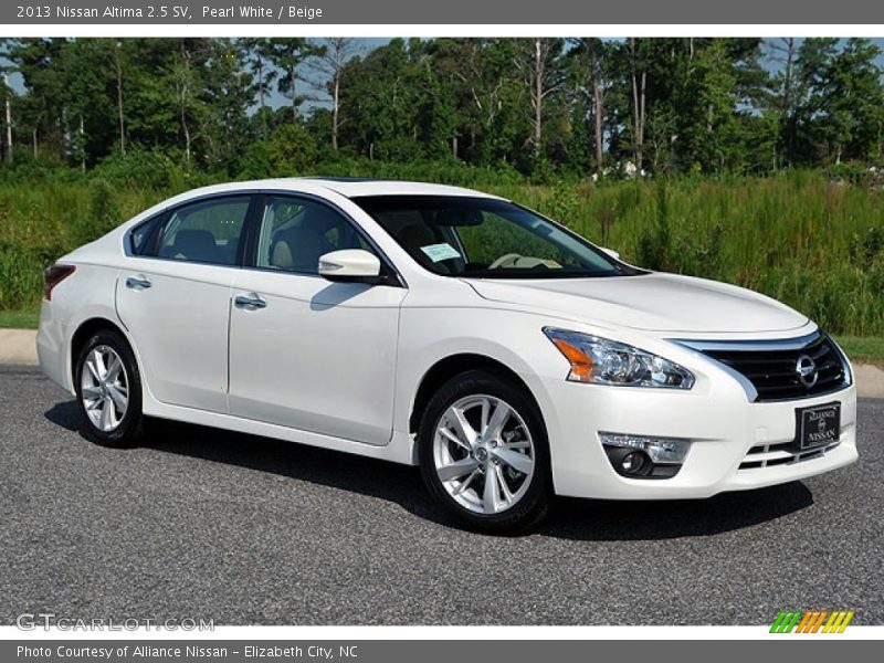 Pearl White / Beige 2013 Nissan Altima 2.5 SV