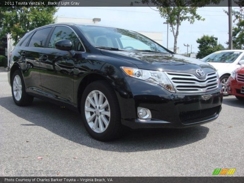 Black / Light Gray 2011 Toyota Venza I4