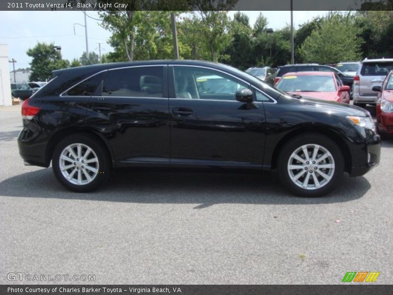 Black / Light Gray 2011 Toyota Venza I4