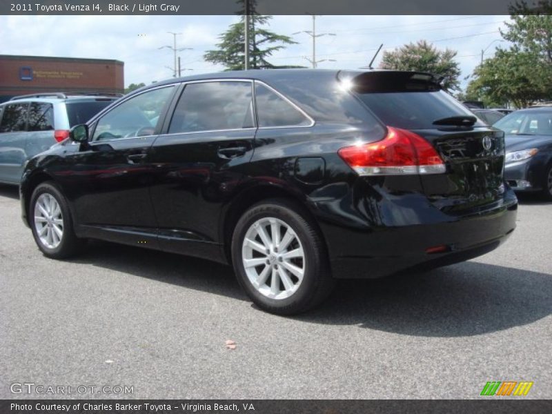 Black / Light Gray 2011 Toyota Venza I4