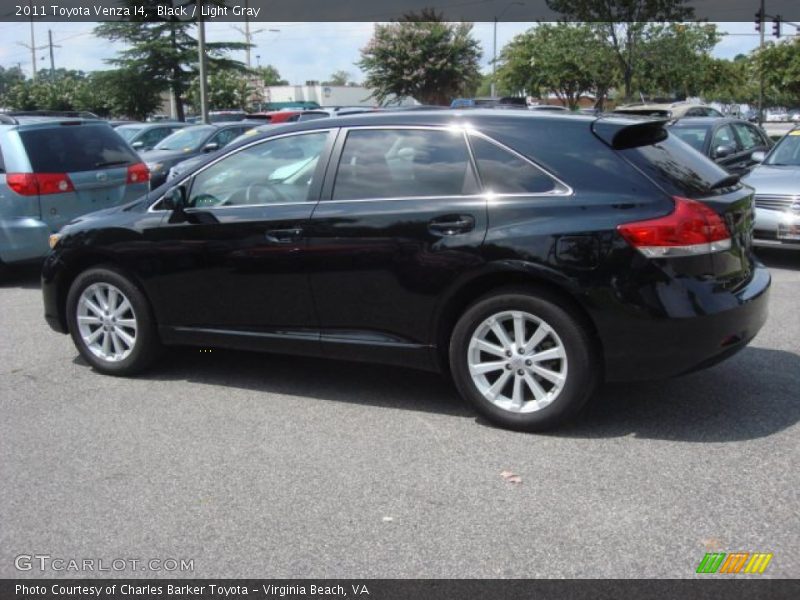 Black / Light Gray 2011 Toyota Venza I4