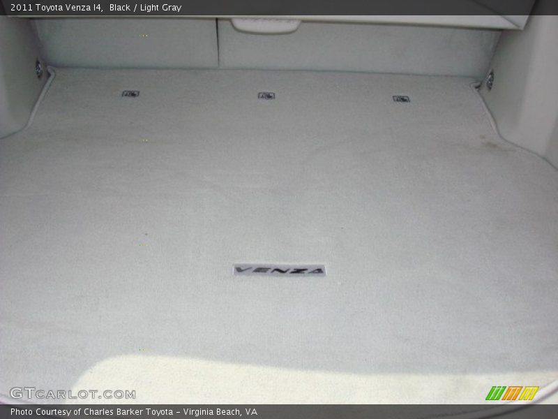 Black / Light Gray 2011 Toyota Venza I4