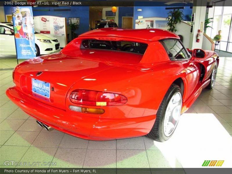 Viper Red / Black 2002 Dodge Viper RT-10