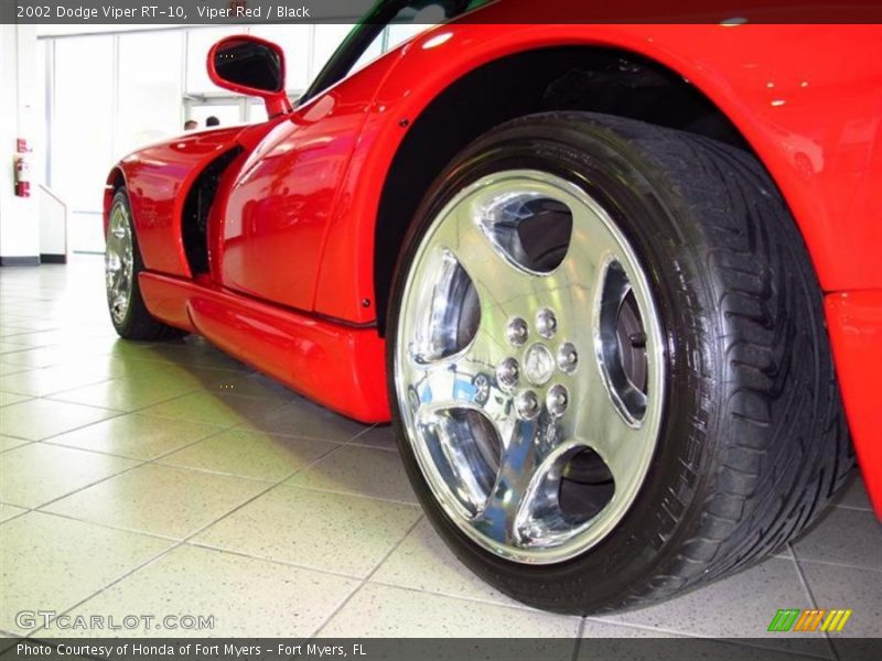 Viper Red / Black 2002 Dodge Viper RT-10