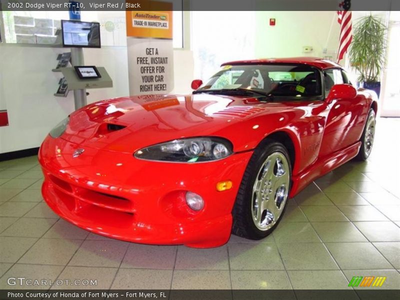 Viper Red / Black 2002 Dodge Viper RT-10