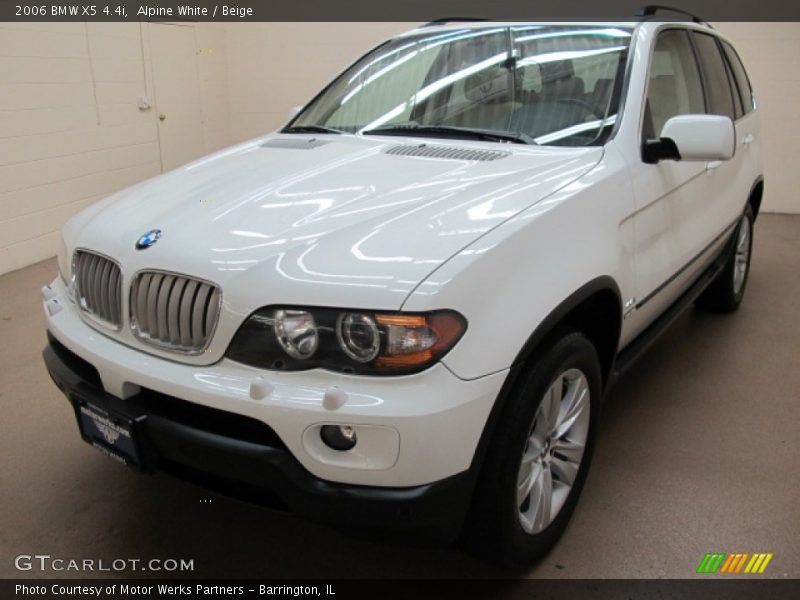 Alpine White / Beige 2006 BMW X5 4.4i