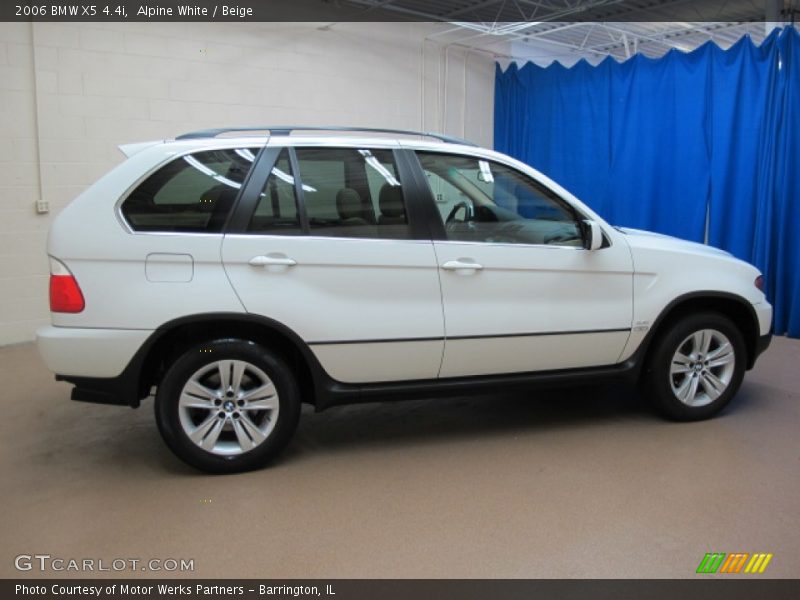 Alpine White / Beige 2006 BMW X5 4.4i