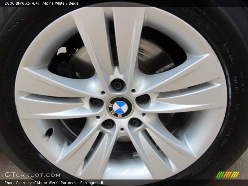 Alpine White / Beige 2006 BMW X5 4.4i