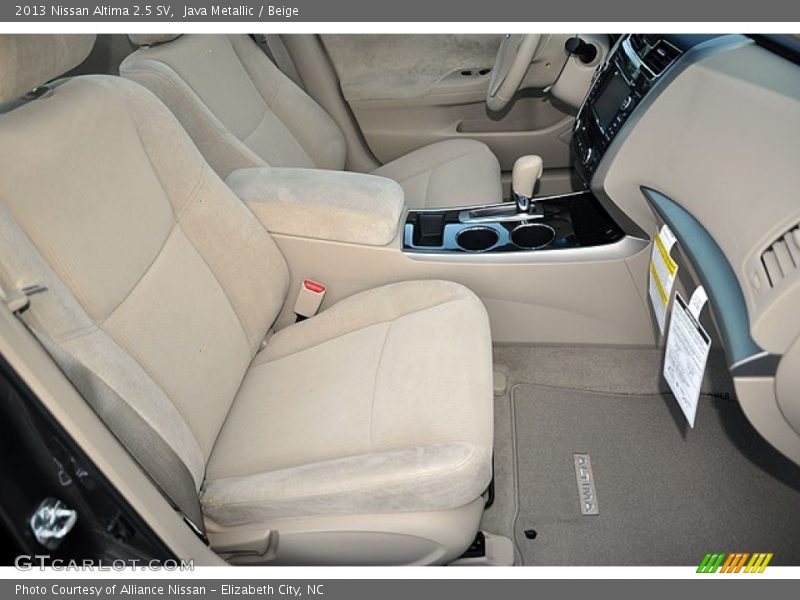 Front Seat of 2013 Altima 2.5 SV