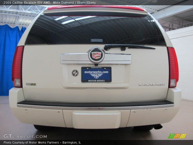 White Diamond / Ebony/Ebony 2009 Cadillac Escalade ESV AWD