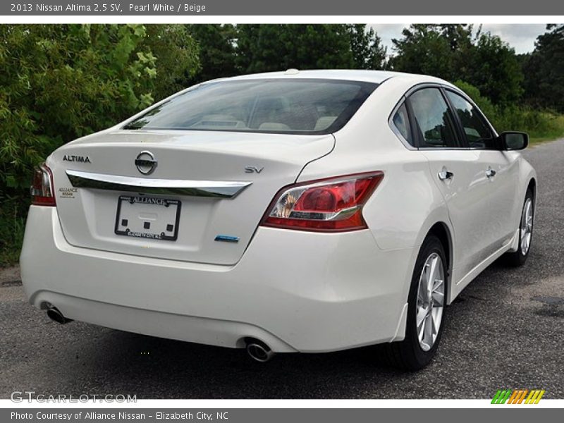 Pearl White / Beige 2013 Nissan Altima 2.5 SV