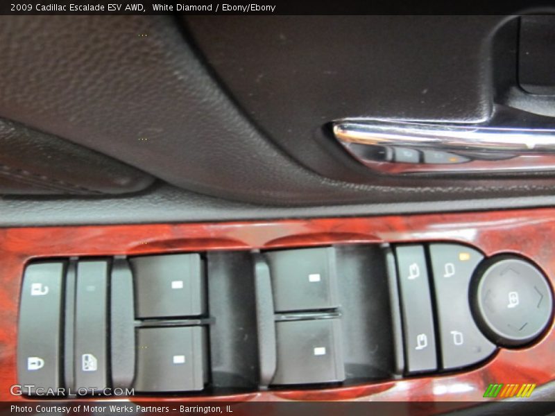 White Diamond / Ebony/Ebony 2009 Cadillac Escalade ESV AWD