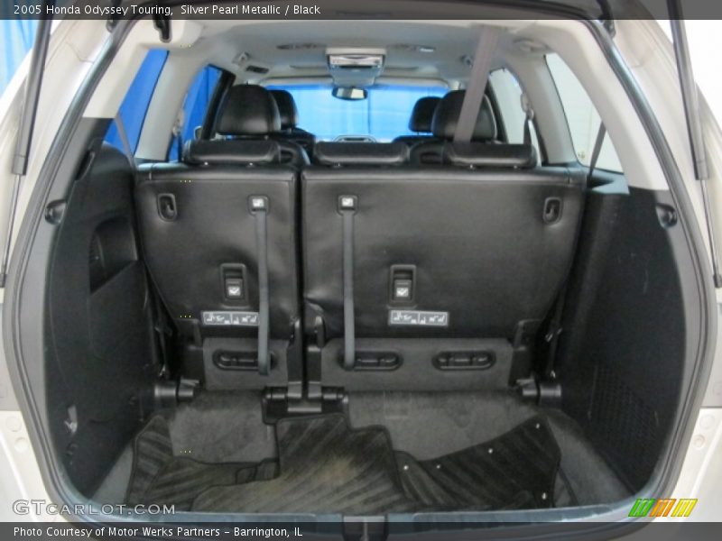 Silver Pearl Metallic / Black 2005 Honda Odyssey Touring