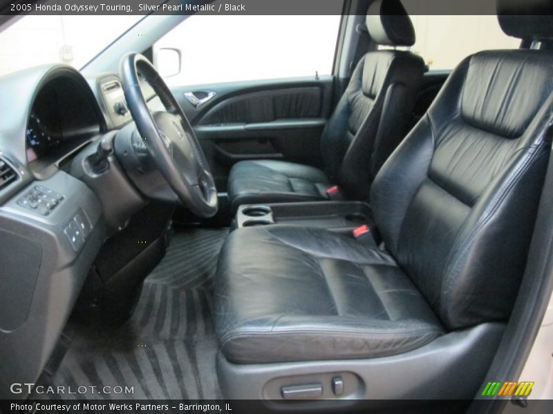 Silver Pearl Metallic / Black 2005 Honda Odyssey Touring