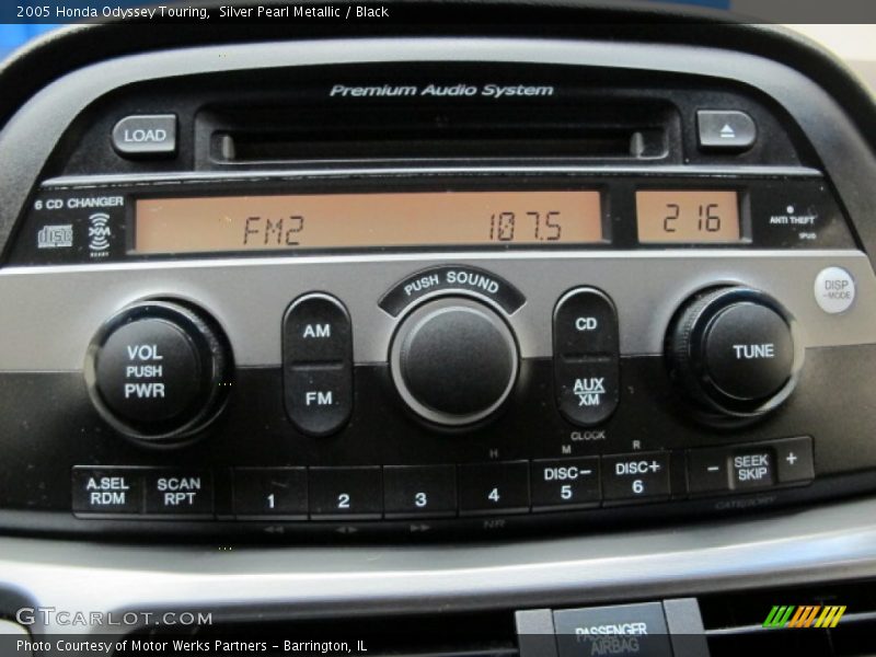 Silver Pearl Metallic / Black 2005 Honda Odyssey Touring