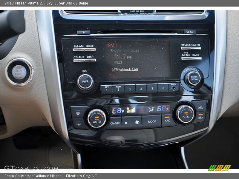 Controls of 2013 Altima 2.5 SV