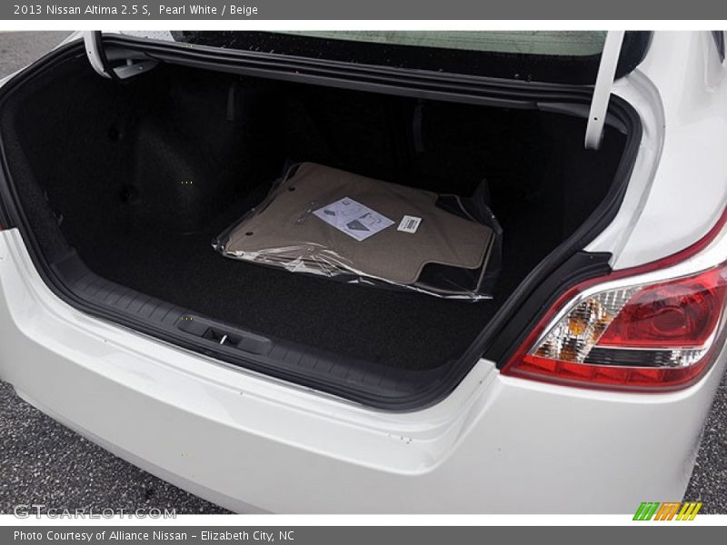Pearl White / Beige 2013 Nissan Altima 2.5 S