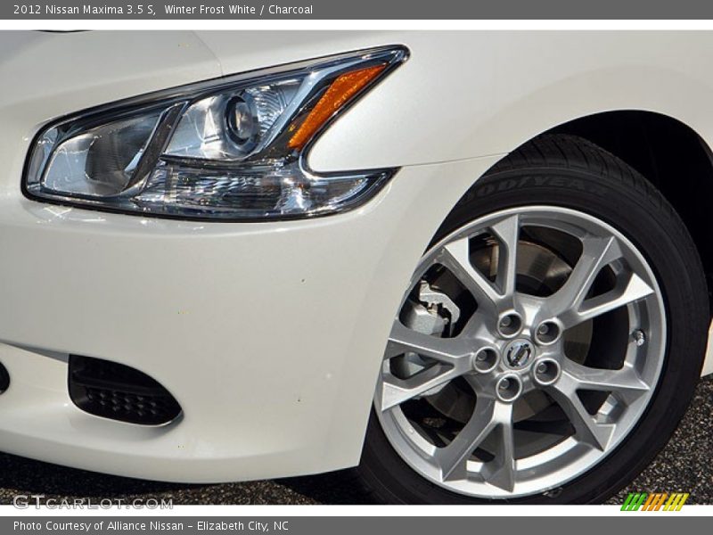 Winter Frost White / Charcoal 2012 Nissan Maxima 3.5 S