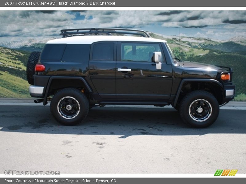 Black Diamond / Dark Charcoal 2007 Toyota FJ Cruiser 4WD