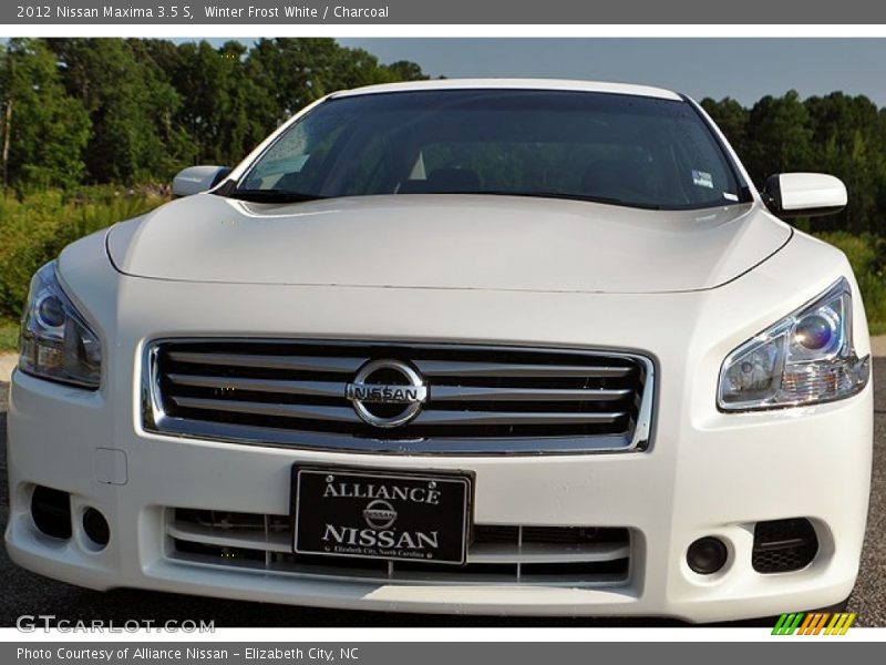 Winter Frost White / Charcoal 2012 Nissan Maxima 3.5 S