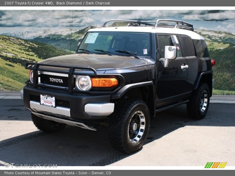 Black Diamond / Dark Charcoal 2007 Toyota FJ Cruiser 4WD