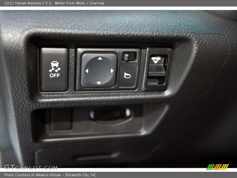 Winter Frost White / Charcoal 2012 Nissan Maxima 3.5 S