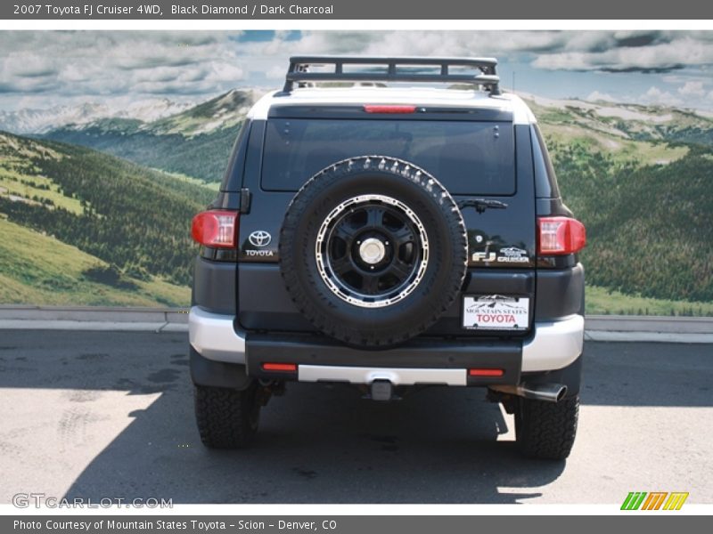 Black Diamond / Dark Charcoal 2007 Toyota FJ Cruiser 4WD