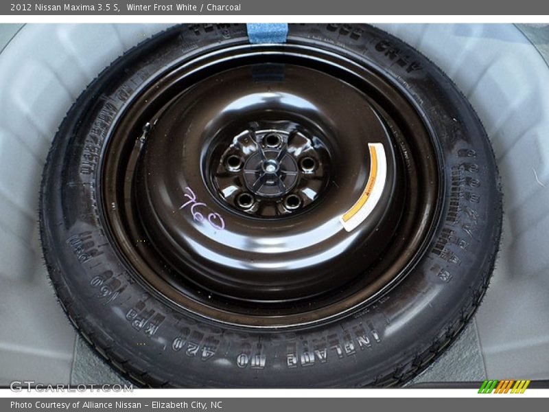 Winter Frost White / Charcoal 2012 Nissan Maxima 3.5 S