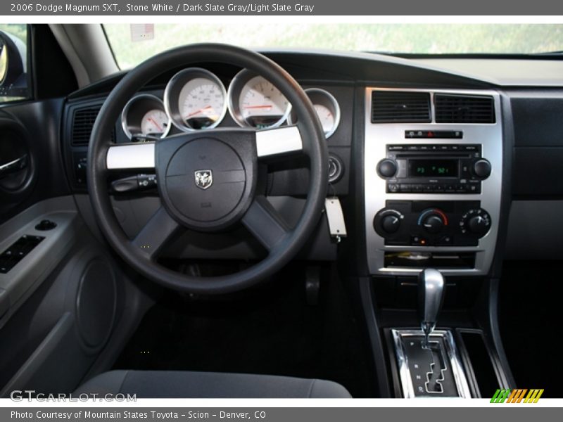 Stone White / Dark Slate Gray/Light Slate Gray 2006 Dodge Magnum SXT