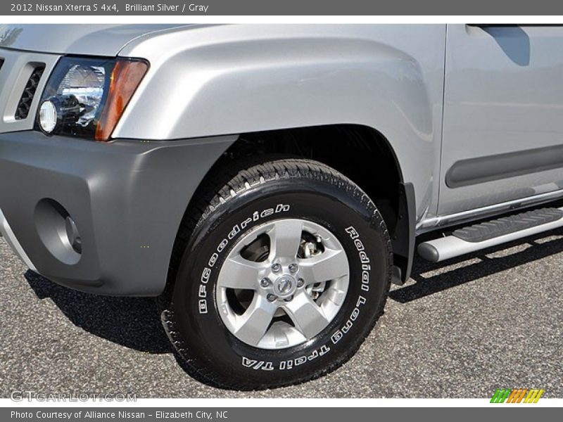 Brilliant Silver / Gray 2012 Nissan Xterra S 4x4