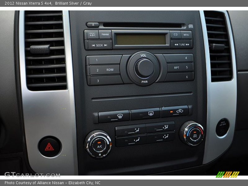 Brilliant Silver / Gray 2012 Nissan Xterra S 4x4