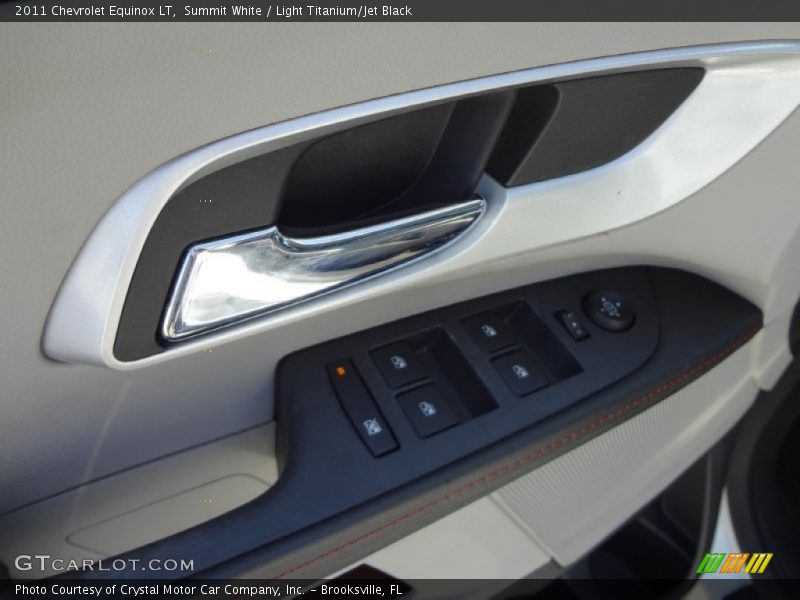 Summit White / Light Titanium/Jet Black 2011 Chevrolet Equinox LT