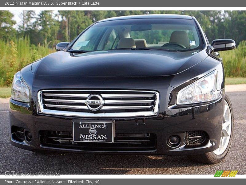 Super Black / Cafe Latte 2012 Nissan Maxima 3.5 S