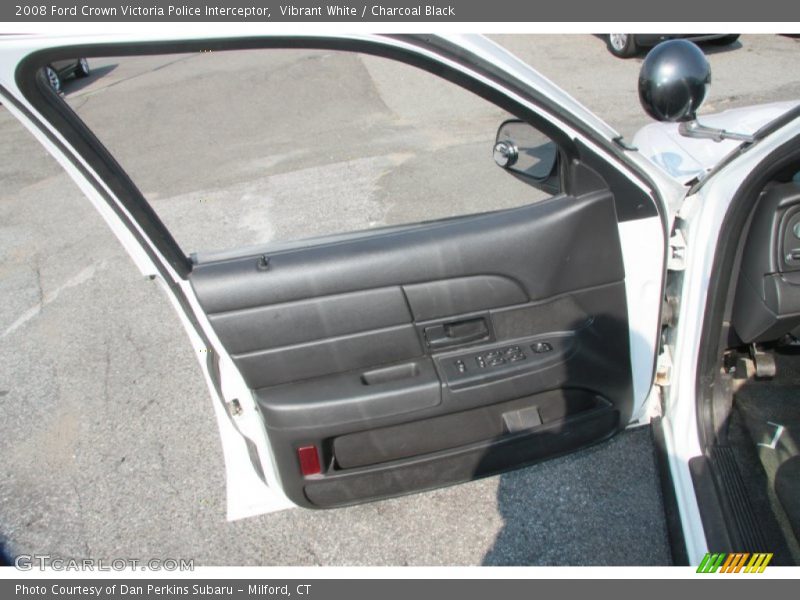 Vibrant White / Charcoal Black 2008 Ford Crown Victoria Police Interceptor
