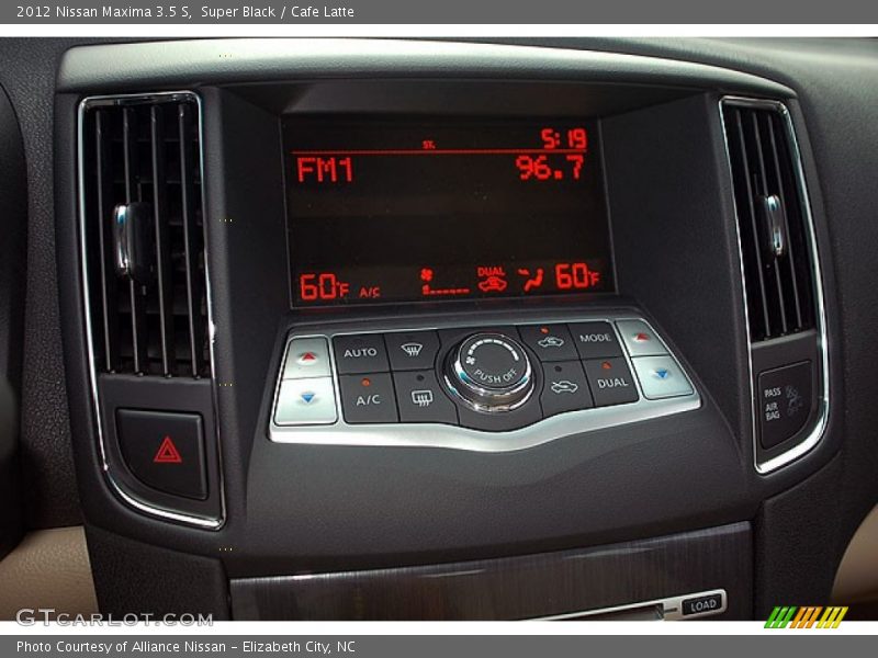 Super Black / Cafe Latte 2012 Nissan Maxima 3.5 S