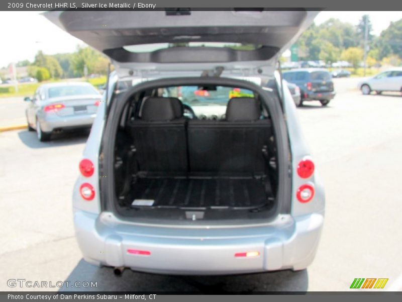 Silver Ice Metallic / Ebony 2009 Chevrolet HHR LS