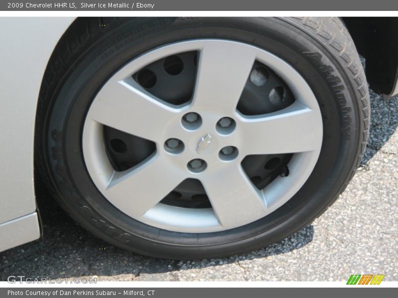 Silver Ice Metallic / Ebony 2009 Chevrolet HHR LS
