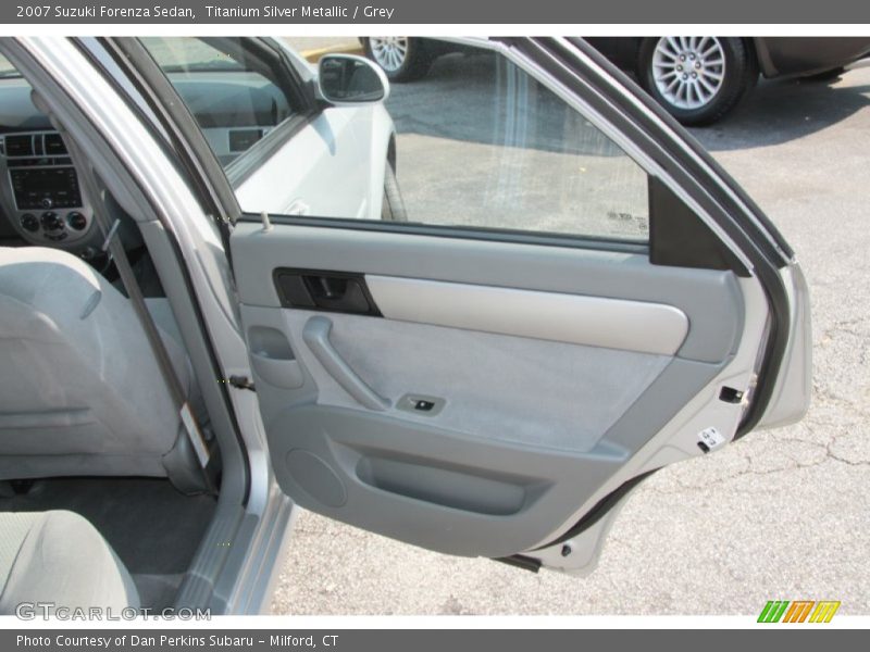 Titanium Silver Metallic / Grey 2007 Suzuki Forenza Sedan