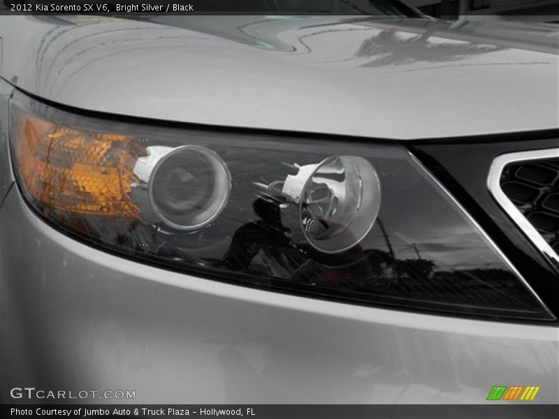 Bright Silver / Black 2012 Kia Sorento SX V6