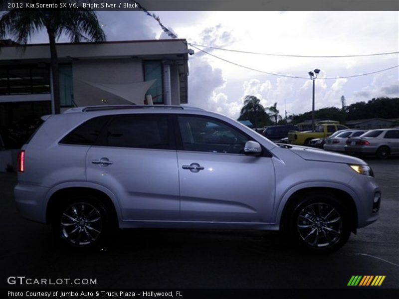 Bright Silver / Black 2012 Kia Sorento SX V6