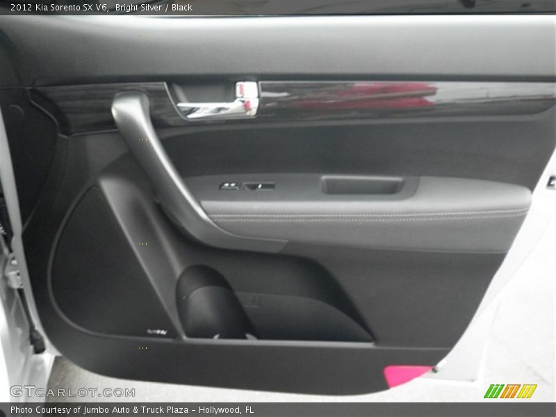 Bright Silver / Black 2012 Kia Sorento SX V6