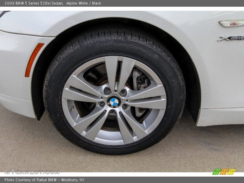 Alpine White / Black 2009 BMW 5 Series 528xi Sedan