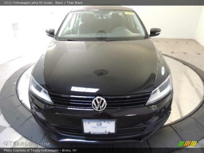 Black / Titan Black 2012 Volkswagen Jetta SE Sedan