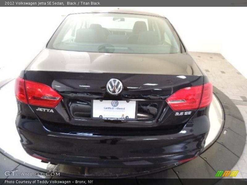 Black / Titan Black 2012 Volkswagen Jetta SE Sedan